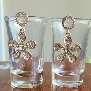 Elegant Golden Flower Drop Earrings